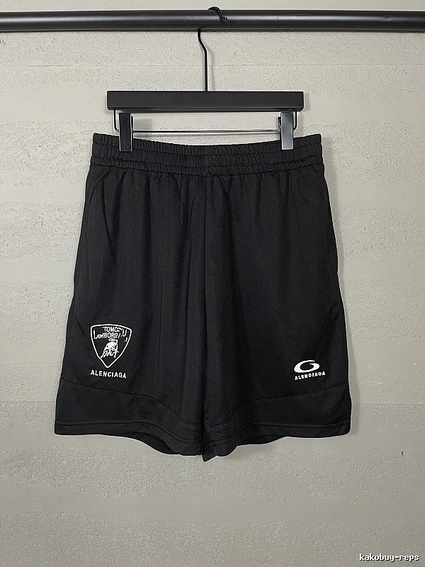 Balenciaga casual style black shorts