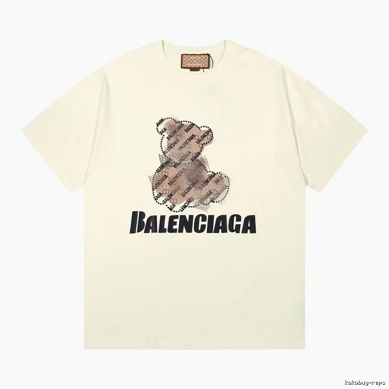 Balenciaga Trendy Off-white T-shirt with Bear Print