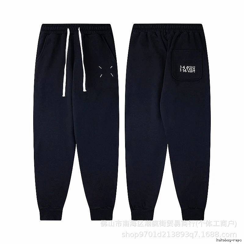 Balenciaga Weekend Logo hoodie Black Pullover Small for Weekend Wear
