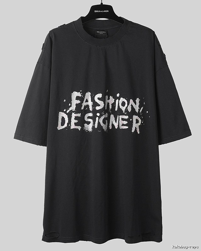 Balenciaga's trendy and cool black T-shirt