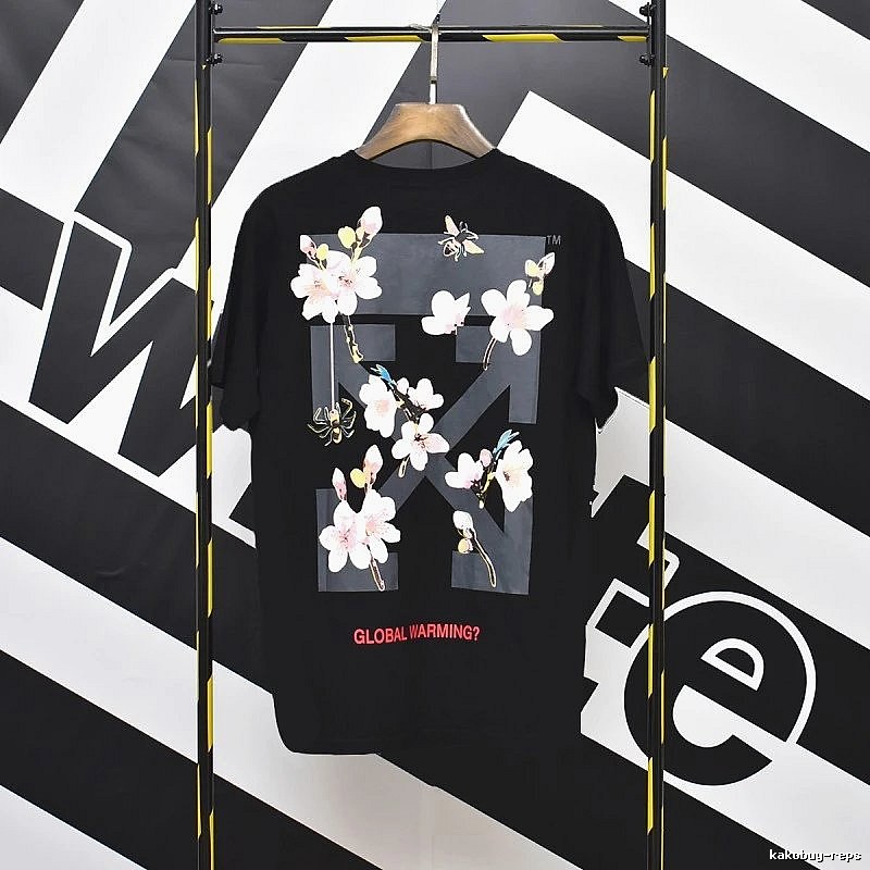 Black Style 632 Anime Graphic T-Shirt Gift Ready