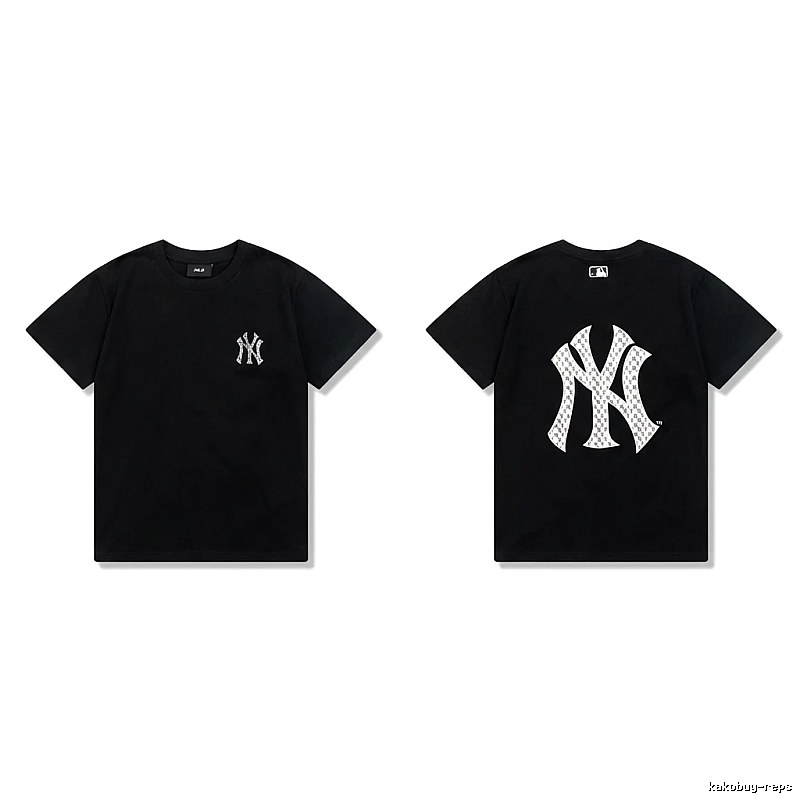Classic black T-shirt of MLB