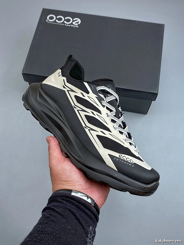 ECCO Black and White Treaded Trail Sole Trail Sneakers
