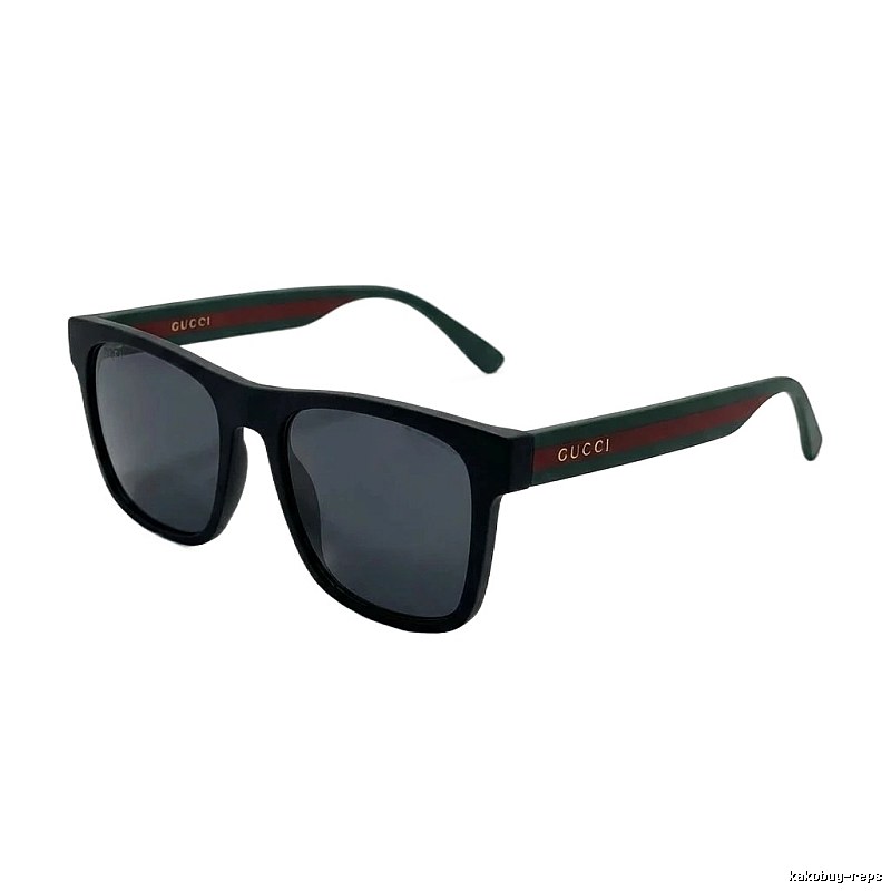 Gucci retro-style black-framed sunglasses