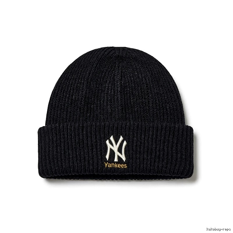 MLB New York Yankees Simple Black Knitted Hat