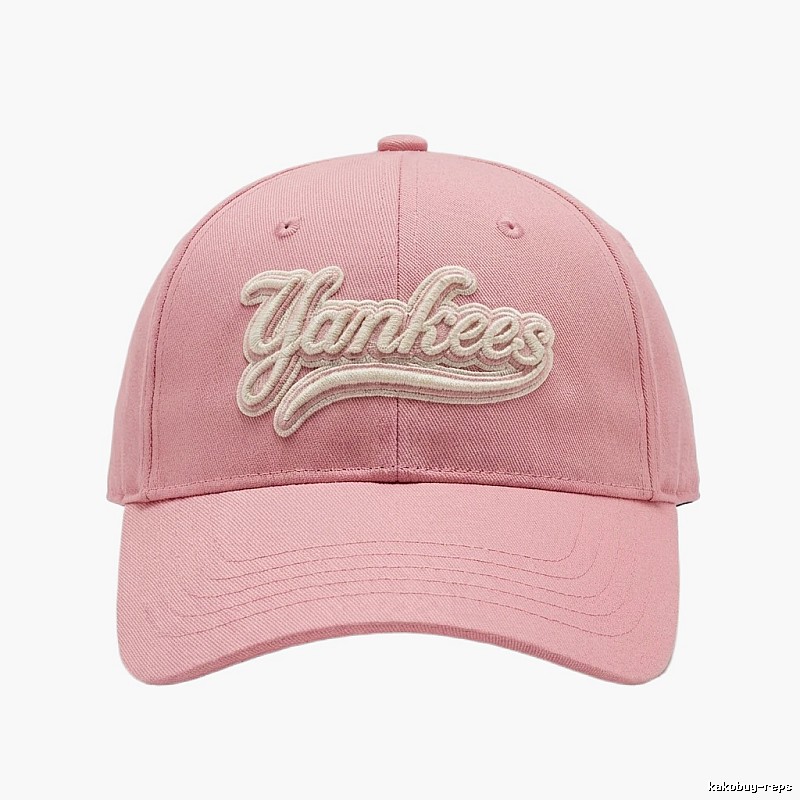 MLB Yankees pink baseball cap