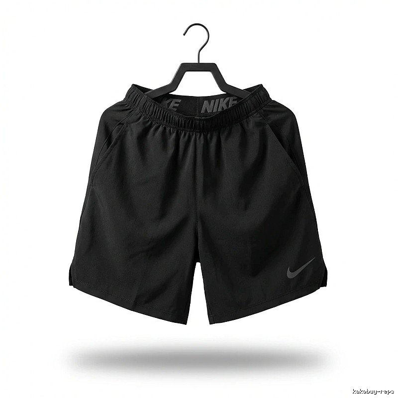 Nike sporty black shorts