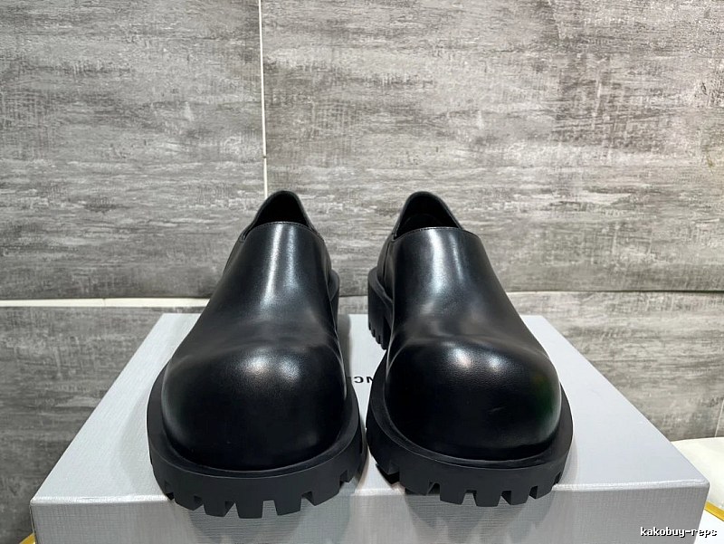 Rounded Black Loafer Black Loafer Style Edit