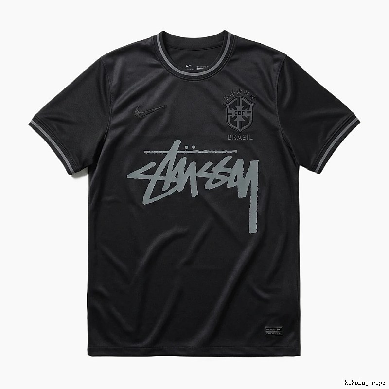 Stussy graffiti-style black T-shirt