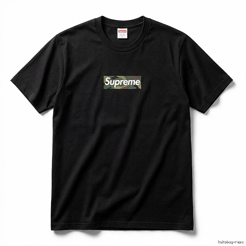 Supreme camouflage-style black T-shirt